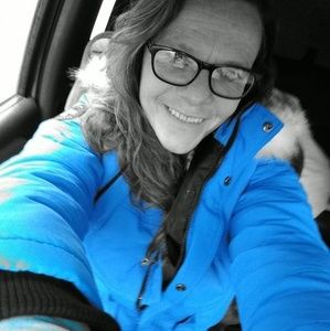 Meet your Posher, Becky